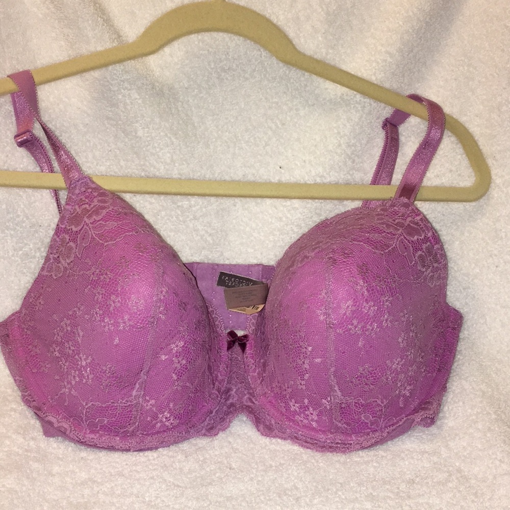 Dream Angels Victoria Secret Bra (Size 38DD)